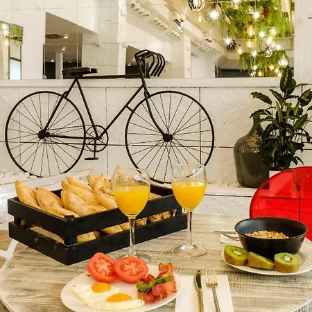 Clement Barajas Hotel 4*