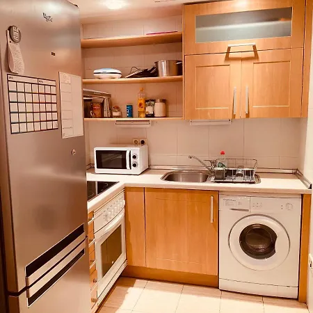 Airport, Ifema, Wanda Apartment Madrid