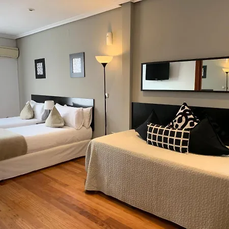 Appart hôtel New Point 3*