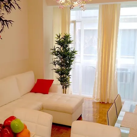 Plaza Apartamento Madri