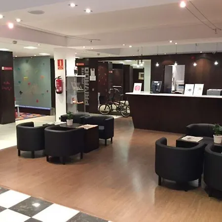 珀蒂宫阿图罗索里亚阿尔卡拉酒店 酒店