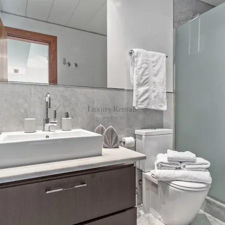 Lagasca I Apartment