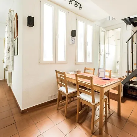 Museo Reina Sofia Center Apartment Madrid