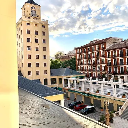 Puerta Del Sol-rastro Apartamento *