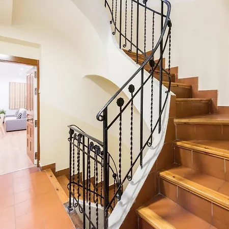 La Residencia Del Meson Apartment *