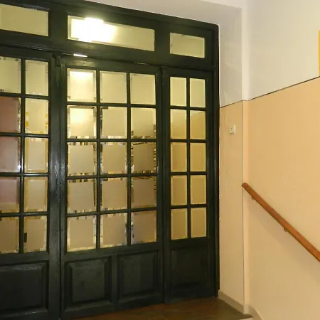 Apartment Centro / Ferrocarril 3 *