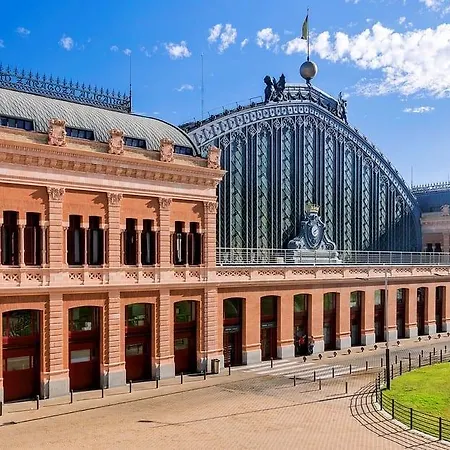 Atocha Madrid, Tapestry Collection By Hilton Hotel Madrid