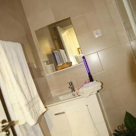 Apartamento Al Lado De Gran Via - Pink Madrid