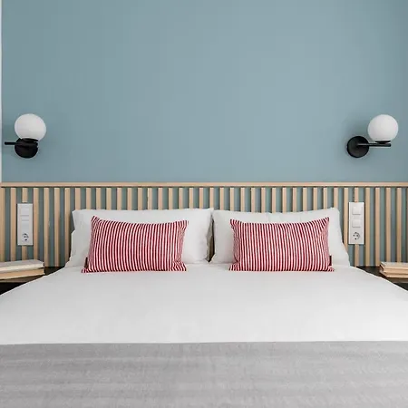Apartment Maderas By Olala Homes