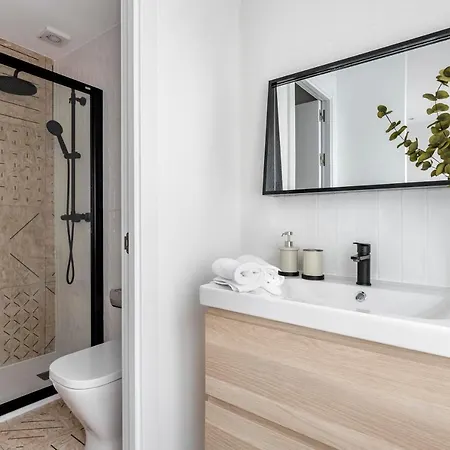 Maderas By Olala Homes Apartment