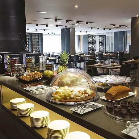 Hotell Ac Atocha By Marriott