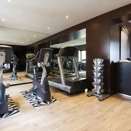 Hotel Ac Carlton By Marriott 4*