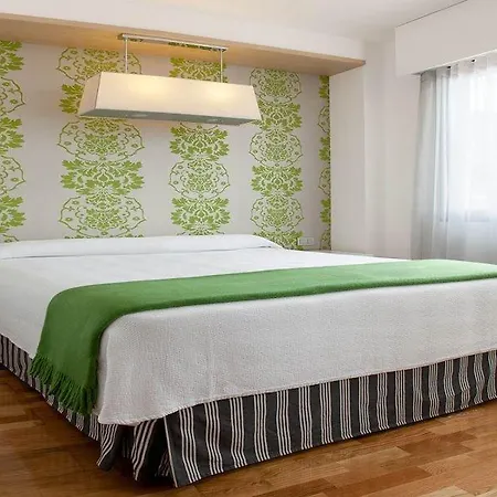 Hotel Nh Prisma 4*