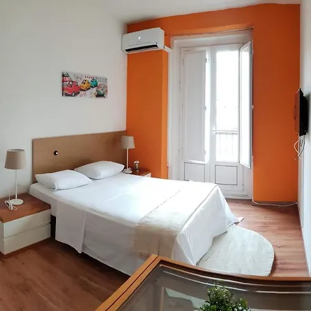 Apartment Petit Trianon Madrid