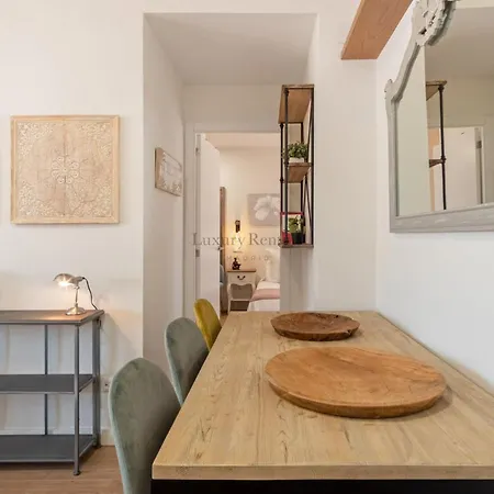 Plaza Olavide Ii Apartment