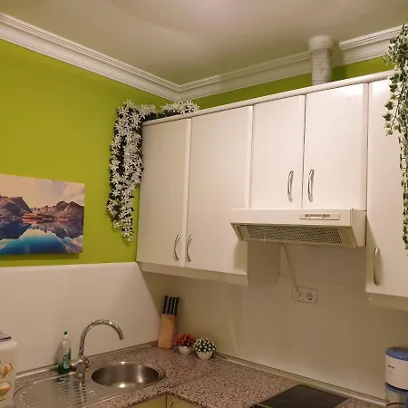 Dana Apartment *