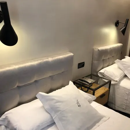 Guest house Astoria 2*