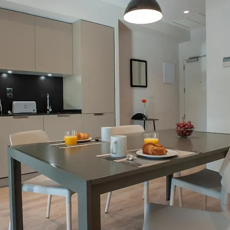 Mh Aparthotel Madrid