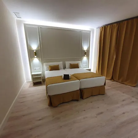 Le Petit Palue-opera Guest house Madrid