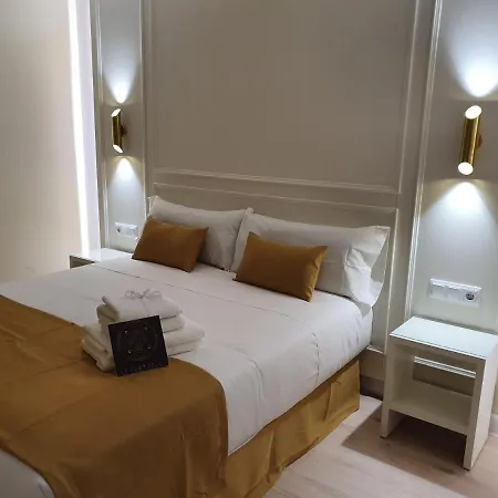 Le Petit Palue-opera Guest house