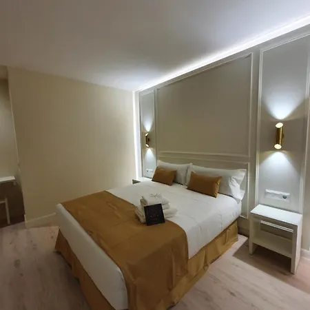 Le Petit Palue-opera Guest house Madrid