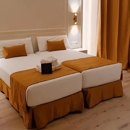Le Petit Palue-opera Guest house 3*