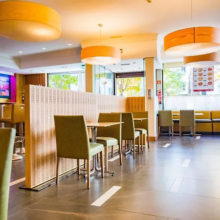 Hotell Opera 4*