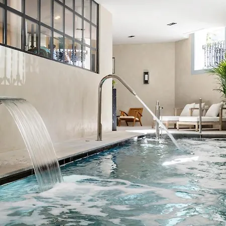 Apartment Ayala 63 - The Arc Collection