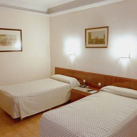 Hotel Gran Ingles - The Leading Of The World Madrid
