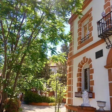 Hostal Olivos