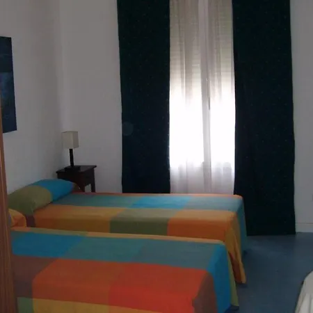 Gay Puerta Del Sol 招待所 2*