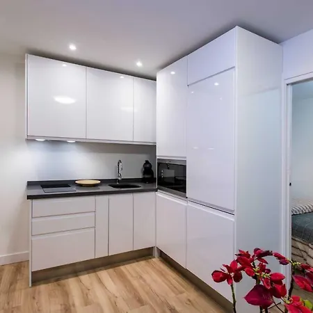 Goodrooms Apartment *