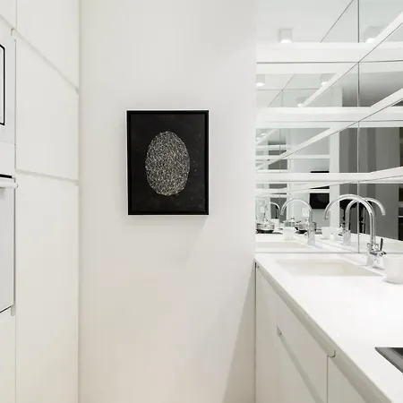Charming Prado Luxury Apartment Madrid