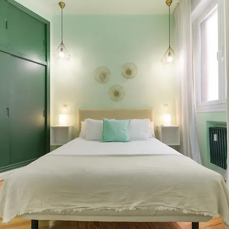 Charming Gran Via Center Apartment