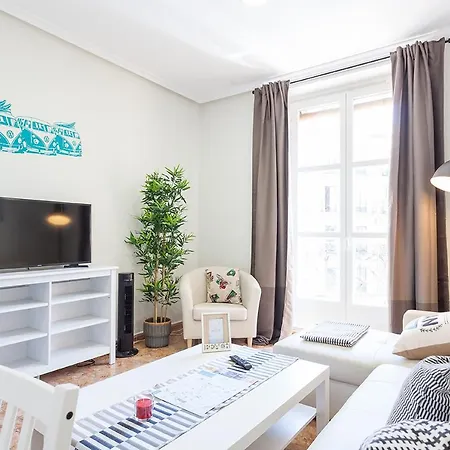 Boutique In The Heart Of Apartment *