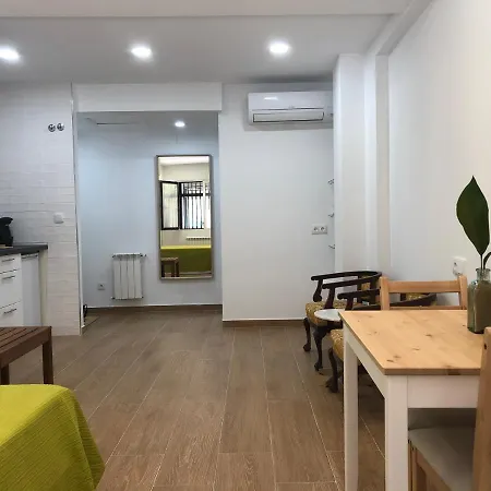 Brand New Studio Centro Historico, La Latina - Plaza Mayor Apartment *
