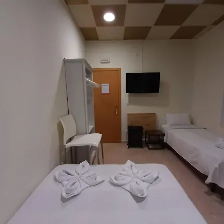 Guest house Ch Murallas Ii Madrid