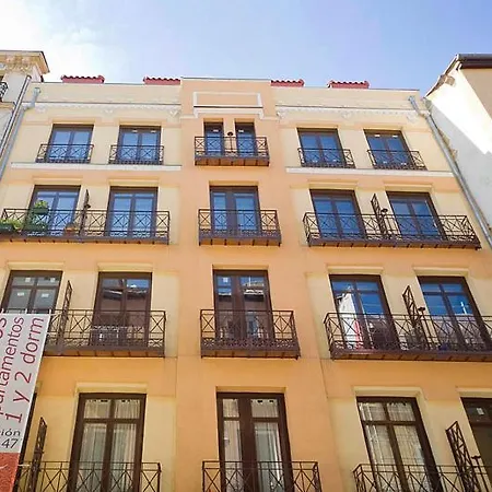 Km1 Lavapies Apartment *
