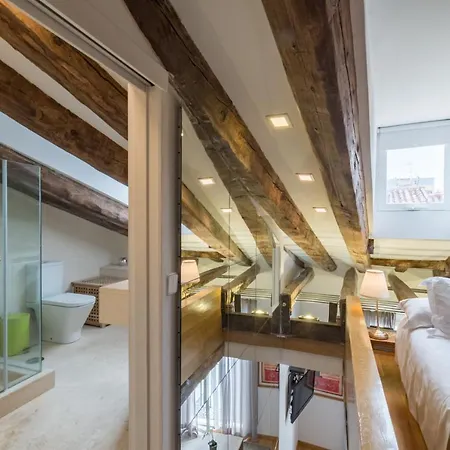 Chueca Duplex Ii En *