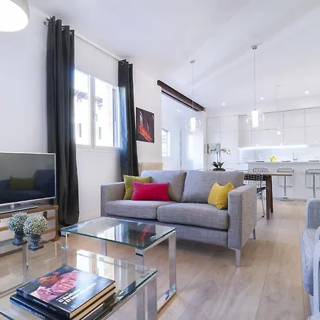 Mit House Santa Barbara Ii En Apartamento Madrid