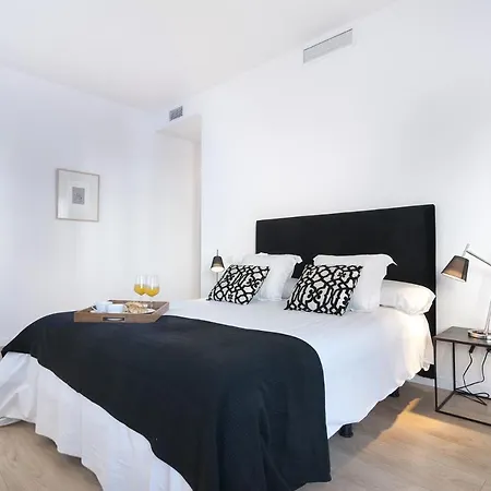 Apartment Mit House Santa Barbara Ii En Madrid