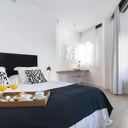 Apartment Mit House Santa Barbara Ii En Madrid