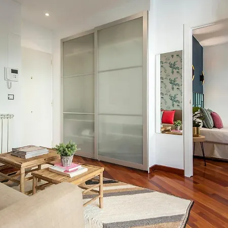 Apartment Fuencarral I - Chueca Terrace I - Elevenhost Madrid