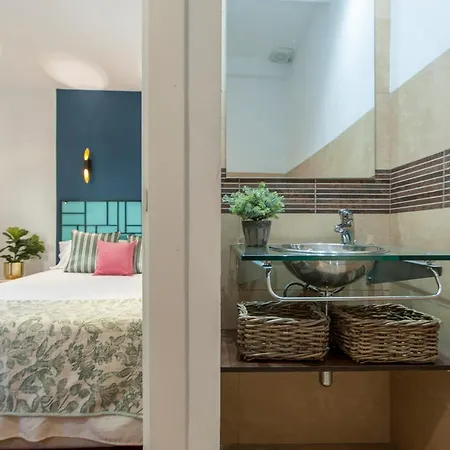 Apartment Fuencarral I - Chueca Terrace I - Elevenhost *