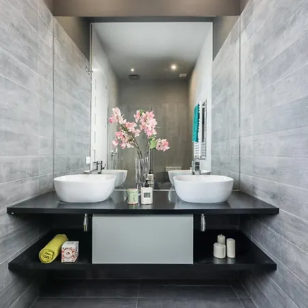 Sagasta Luxury Apartment *