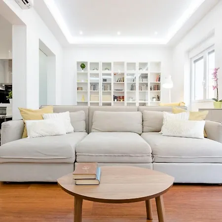 Luxury Princesa Apartment *