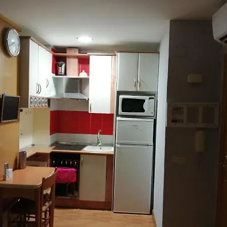Deluxe Barajas Apartment Madrid