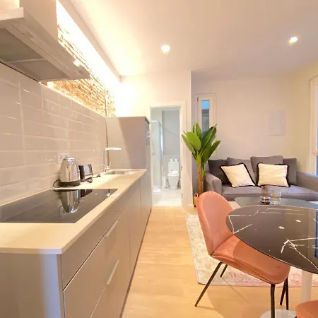 Con Encanto En La Latina Apartmán *