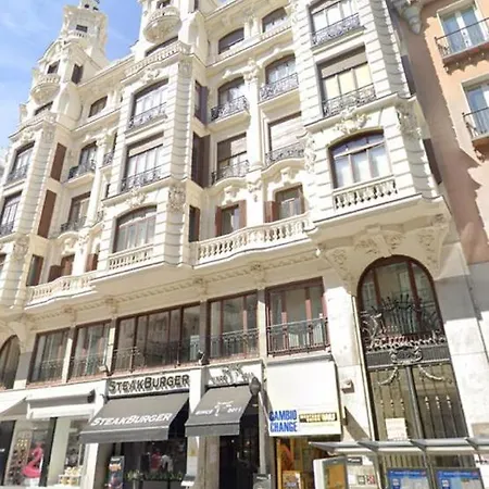 Guest house Lux Penthouse Gran Via