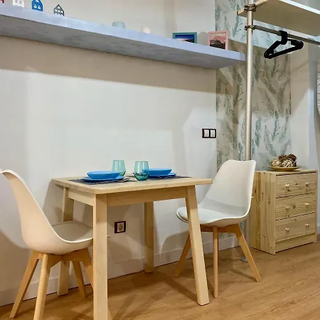 Apartamento Estudio Rita Luna - A/a, Ideal Para Dos Personas, Encanto Y Situación Madrid